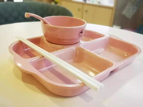 响丁当 规范托管班卫生管理，筑牢孩子饮食安全防线